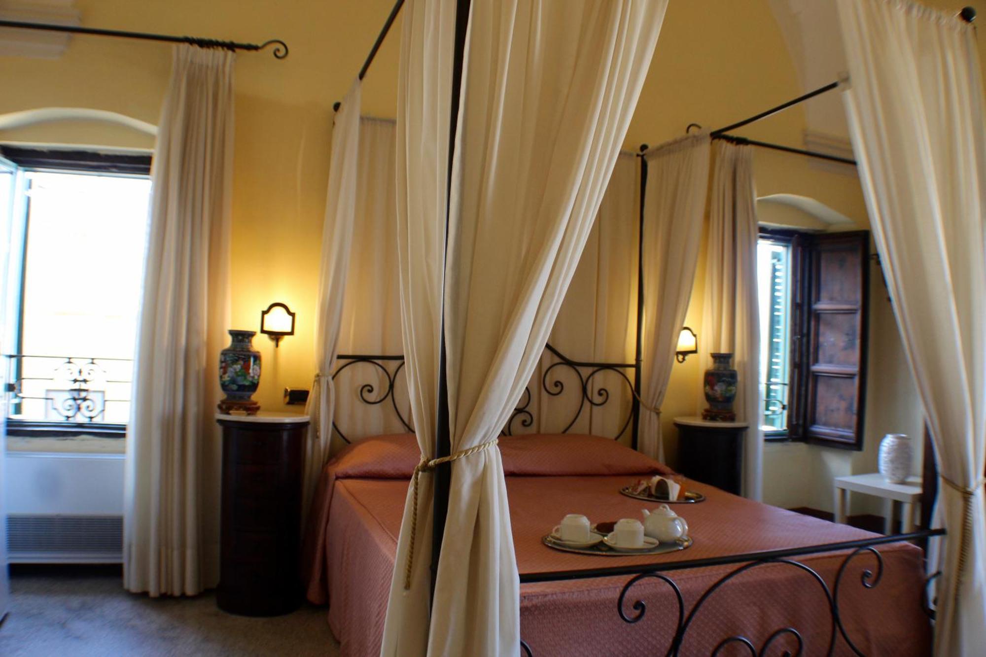 Bed and Breakfast Palazzo Senape De Pace Gallipoli Exterior foto