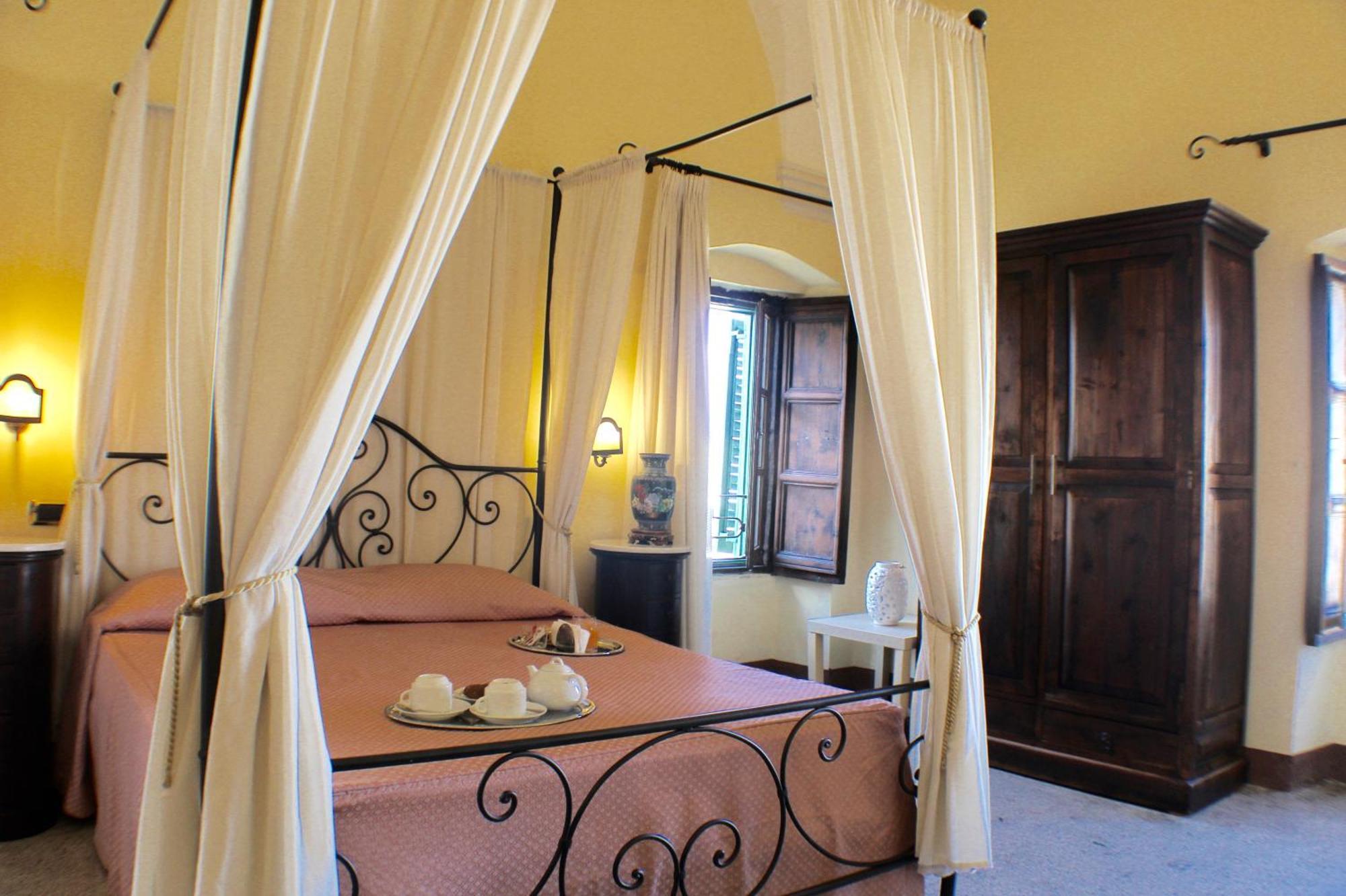 Bed and Breakfast Palazzo Senape De Pace Gallipoli Exterior foto