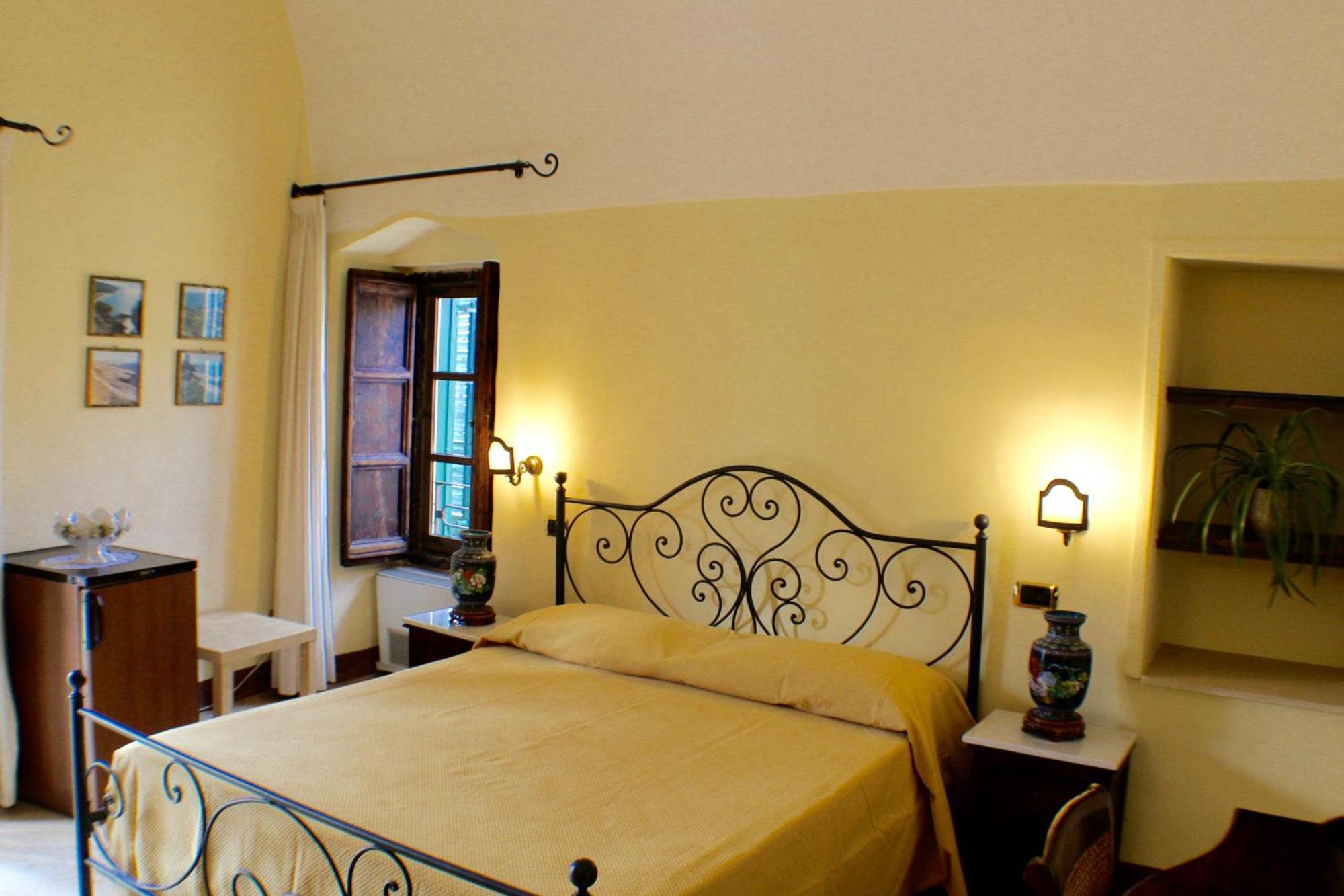 Bed and Breakfast Palazzo Senape De Pace Gallipoli Exterior foto