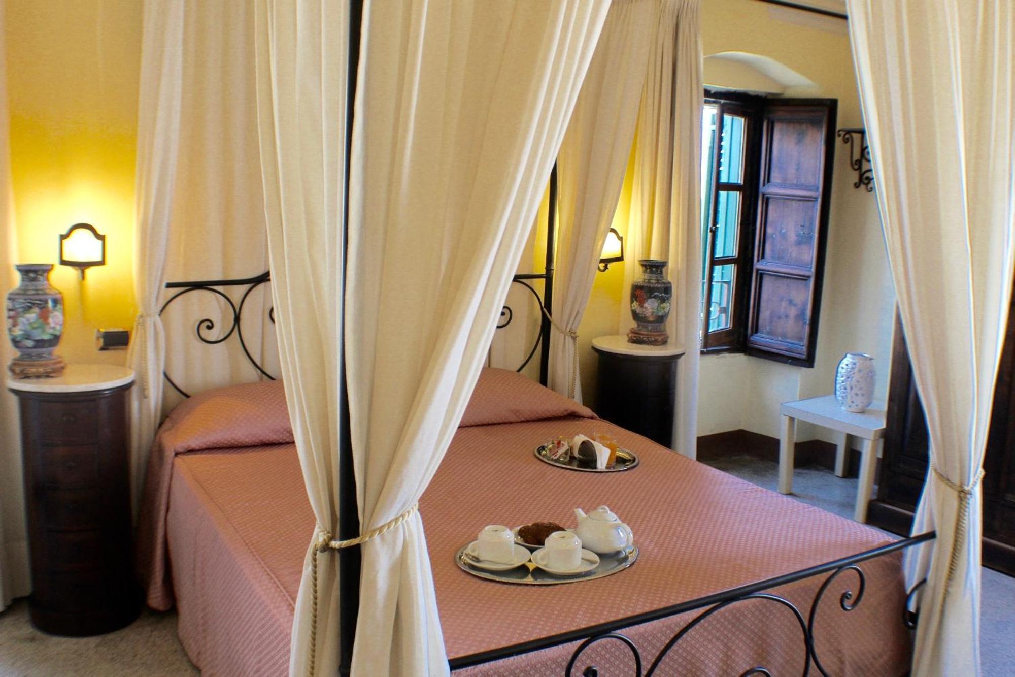 Bed and Breakfast Palazzo Senape De Pace Gallipoli Exterior foto