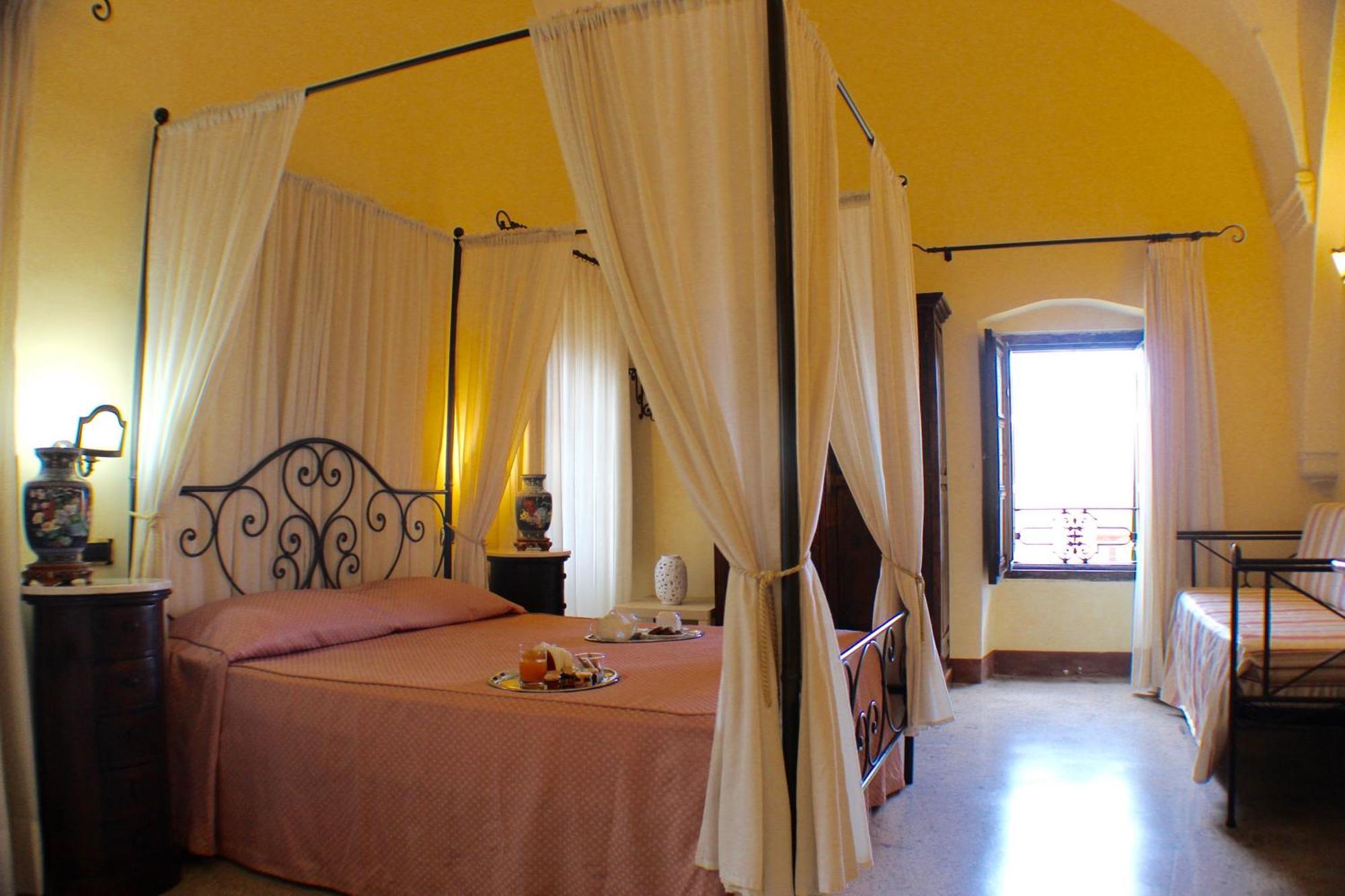 Bed and Breakfast Palazzo Senape De Pace Gallipoli Exterior foto