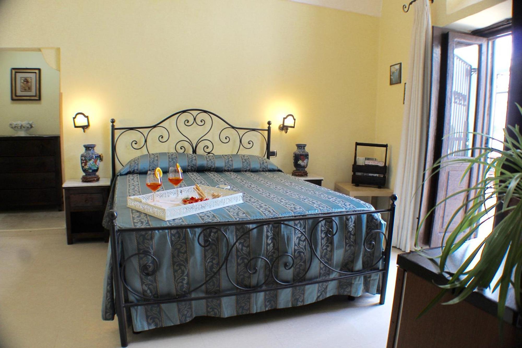Bed and Breakfast Palazzo Senape De Pace Gallipoli Exterior foto