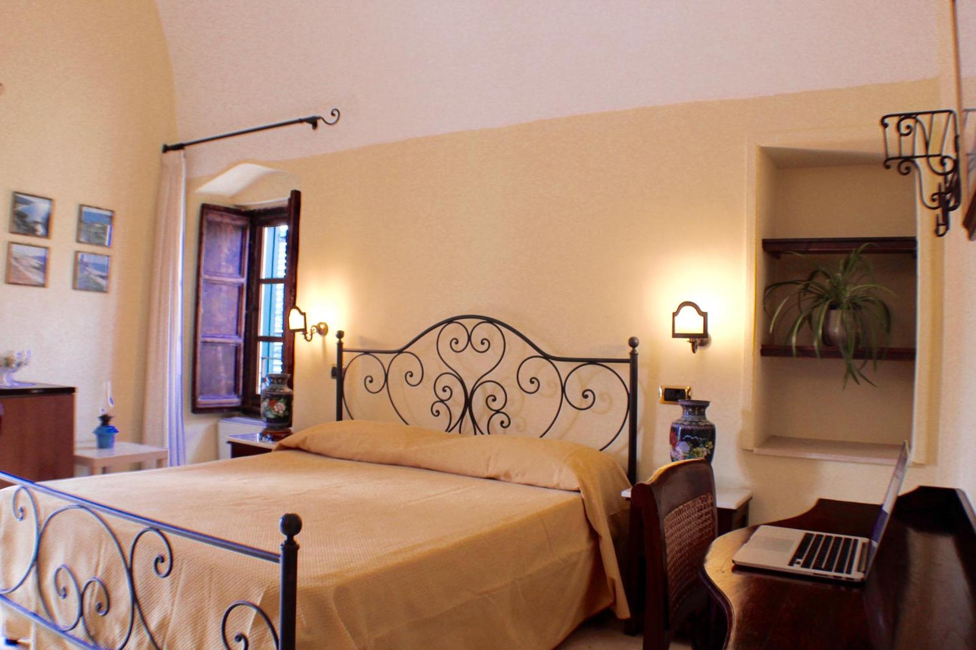 Bed and Breakfast Palazzo Senape De Pace Gallipoli Exterior foto