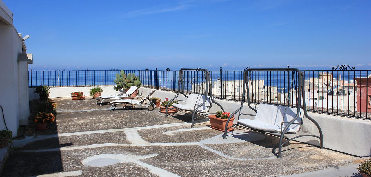 Bed and Breakfast Palazzo Senape De Pace Gallipoli Exterior foto